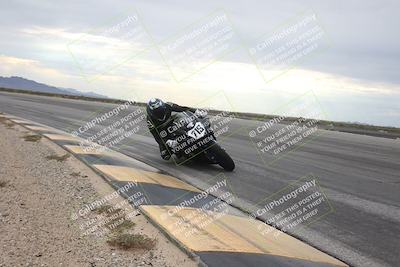 media/Sep-21-2025-Race Pace (Sun) [[98bf33ef95]]/Verified/3-Turn 11 Inside (850am)/